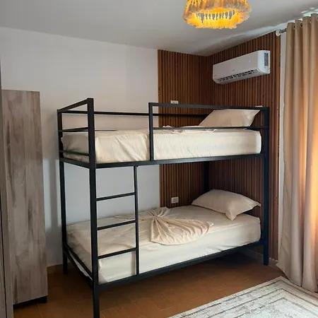 Nook Hostel *